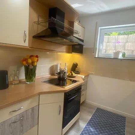 Apartament 2,5 Zim Wohnung Mit Waschmaschine U Kueche In Freiburg Fryburg Bryzgowijski