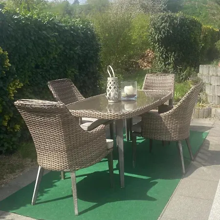 2 Schlafzimmer Apartment, Kueche U Terrasse In Freiburg * Freiburg im Breisgau
